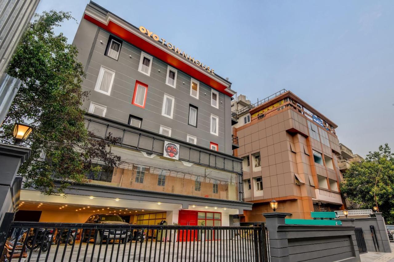 Hôtel Oyo Townhouse 115 Patel Nagar à New Delhi Extérieur photo
